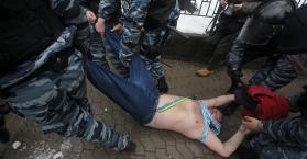 اعتقال 12 من أفراد قوات مكافحة الشغب "بيركوت" في أوكرانيا