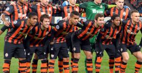 شاختار دونيتسك يتأهل إلى دوري المجموعات لأبطال أوروبا
