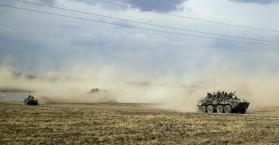 أوكرانيا و الانفصاليون الموالون لروسيا يعلنون سحب مدفعيتهم في شرق اوكرانيا