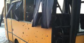 مقتل ما لا يقل عن 10 اشخاص جراء سقوط قذيفة على حافلة شرق أوكرانيا