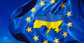نائب روسي: أوروبا تريد الإطاحة بيانوكوفيتش، وتحويل أوكرانيا إلى مستعمرة