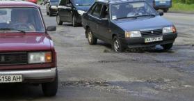 أصحاب سيارات يتظاهرون تنديدا "بحال الطرق السيء" في أوكرانيا