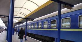 أوكرانيا توقف القطارات المتجهة إلى القرم