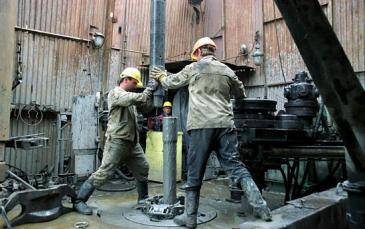 أوكرانيا تقرر وقف تصدير إنتاجها من النفط خلال العام 2012