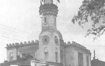 صورة لمسجد مدينة سيفاستوبل في العام 1920 قبل هدمه من قبل السلطات السوفيتية