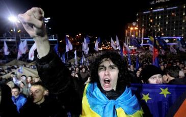 احتجاجات أوكرانيا مستمرة، وعلى المعارضة حسم أمرها