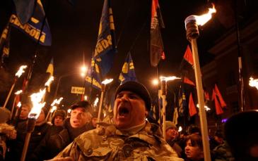آلاف القوميين الأوكرانيين يشاركون في مسيرة لإحياء ذكرى ستيفان بانديرا