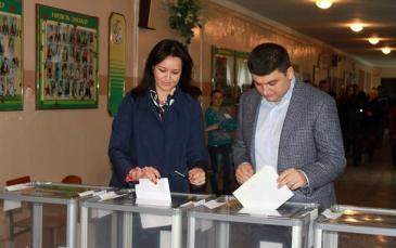  الانتخابات المحلية الأوكرانية خطوة هامة على طريق الإصلاح