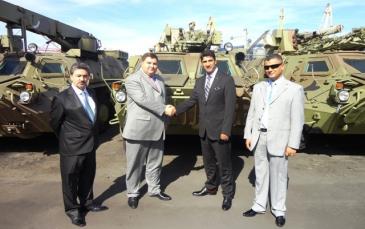 أوكرانيا ترسل دفعة ثانية من عربات "بي تي آر 4" المدرعة إلى العراق