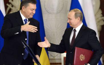 بوتن و الرئيس الأوكراني المخلوع يانوكوفتش