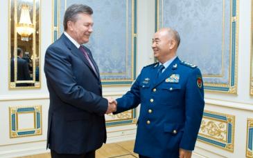 الصين تتعهد بتعزيز العلاقات والتعاون مع أوكرانيا في شتى المجالات