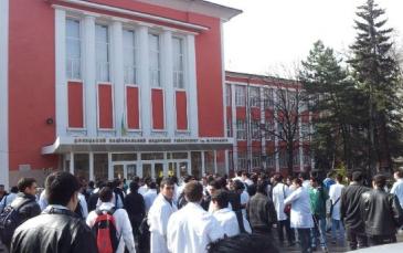 تعديل قانون جديد لإقامة الطلاب الأجانب بعد اعتصام طلاب عرب في دونيتسك بأوكرانيا
