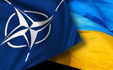 أوكرانيا تعرض مساعداتها على الناتو لسحب قواته من أفغانستان