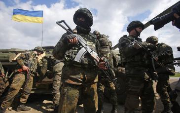 بوروشينكو يحذر من تجدد الحرب بعد مقتل جنود أوكرانيين