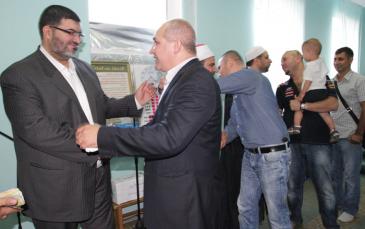 د. باسل مرعي رئيس اتحاد الرائد مهنئا مسلمي كييف بالعيد
