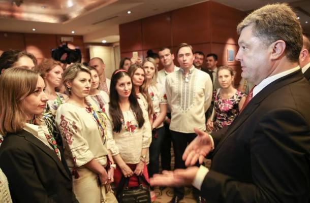 زيارة الرئيس الأوكراني بيتروبوروشينكو لسينغافورة