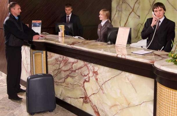 بسبب الغلاء.. إقبال أقل من المتوقع على حجز الفنادق في كييف خلال اليورو 2012