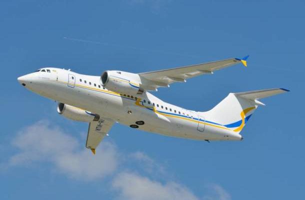 أوكرانيا تستعرض طائرة أنتونوف 158 "الأكثر رشاقة" في دبي