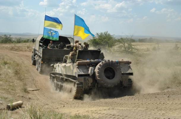 بعد قصف للانفصاليين.. القوات الأوكرانية تتراجع بالقرب من ماريوبول