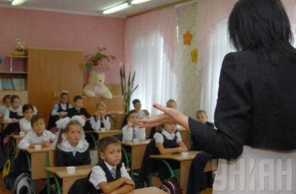 بسبب الضغوط الروسية.. اللغة الأوكرانية تشهد "اختفاءا" في مدارس القرم