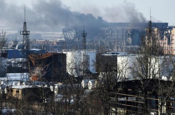 الجيش الاوكراني يقول إن المعارك مستمرة قرب مطار دونيتسك في الشرق