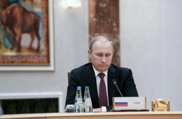 بوتين يعلن التوصل لاتفاق لإنهاء القتال في شرق أوكرانيا