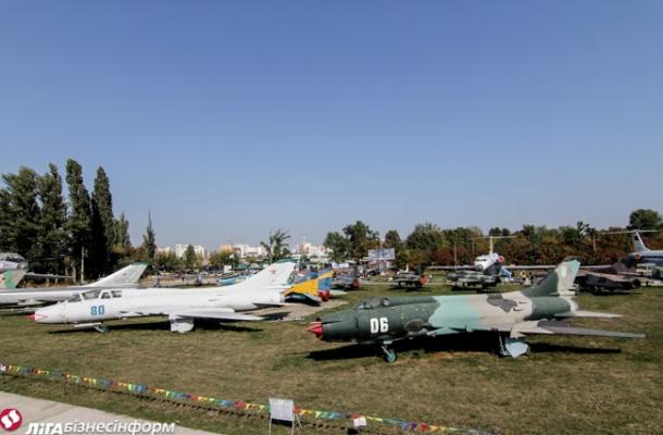 جانب من بعض الطائرات بمتحف الطيران بكييف