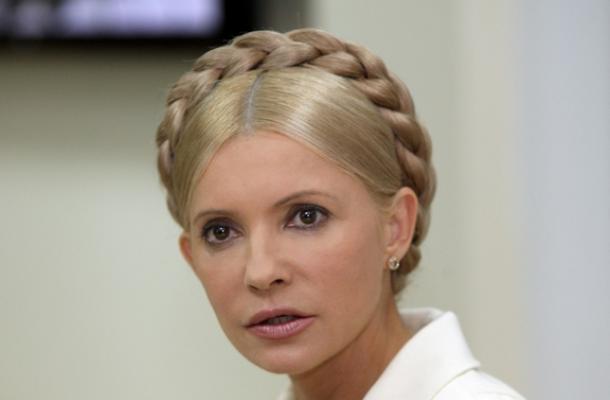 تيموشينكو إلى "شن حرب" ضد حزب الأقاليم الحاكم