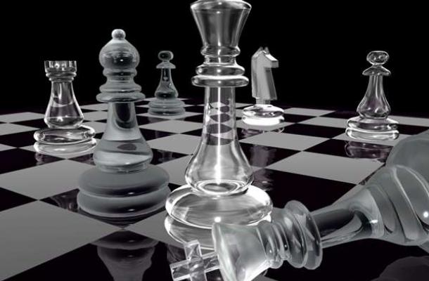أوكراني وإماراتي يتصدران بطولة دولية للشطرنج في العاصمة التشيكية