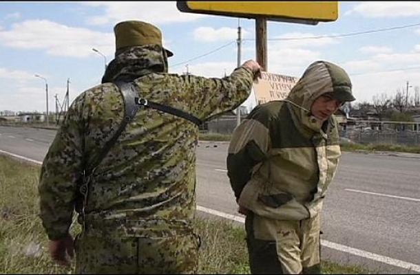 الفوضى القانونية تجتاح مناطق الصراع بشرق أوكرانيا