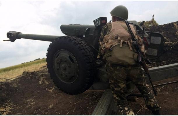 القوات الأوكرانية تستأنف عملياتها العسكرية ضد الانفصاليين شرق أوكرانيا