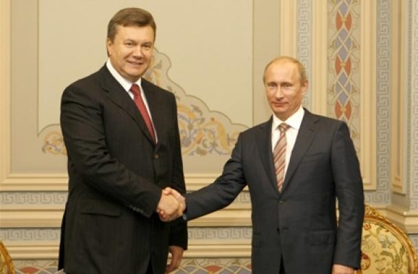 يانوكوفيتش يبحث مع بوتين إعادة العلاقات بين أوكرانيا وروسيا إلى سابق عهدها