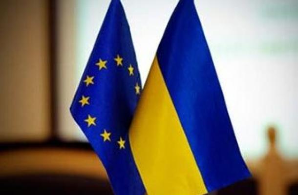 الاتحاد الأوروبي يرفض توقيع اتفاقية شراكة مع أوكرانيا ومقاطعة اليورو 2012 فيها