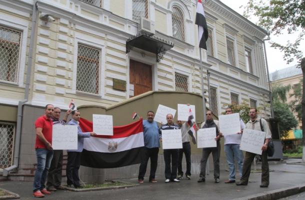 المصريون في أوكرانيا.. ضد "الانقلاب" أم مع "خارطة الطريق"؟