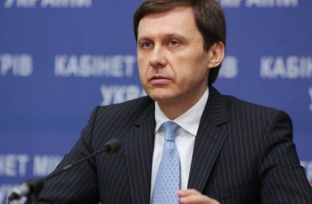 وزير أوكراني يقاضي رئيس الوزراء بتهمة "الكذب"
