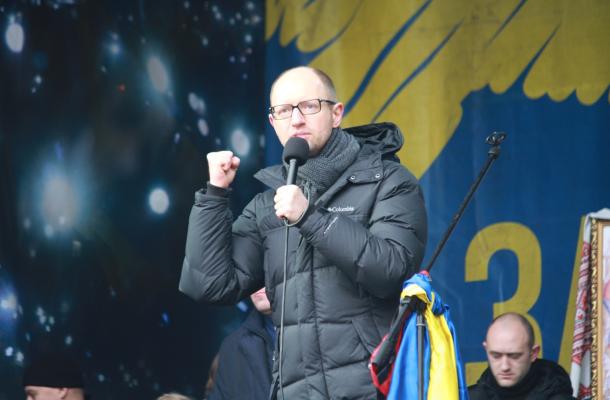 كييف ترفض استفتاء القرم ولا تعترف بسلطاته