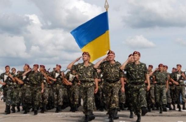 أوكرانيا تلغي التجنيد الإجباري اعتبارا من العام 2014 المقبل