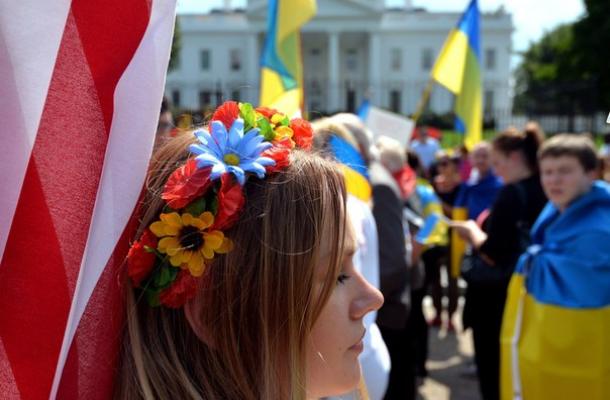 الجالية الأوكرانية في إستقبال بوروشينكو في واشنطون