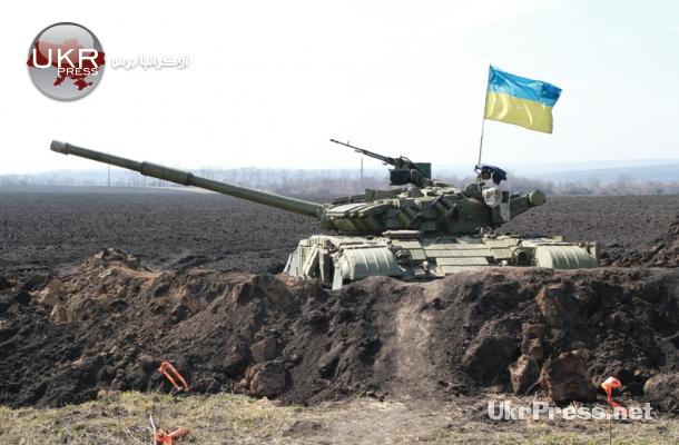 دبابة أوكرانية على الحدود الروسية في مدينة خاركيف
