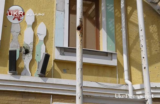 أضرار لحقت بجدران المسجد الجامع في مدينة لوهانسك جراء المواجهات