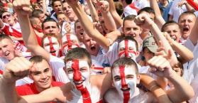 بطولة اليورو 2012.. مشجعون أوكرانيون يتوعدون نظراءهم الإنجليز "بالقتل"