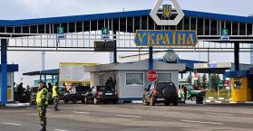 غضبا من كييف.. روسيا تفتش السيارات وتعرقل دخول البضائع الأوكرانية إليها