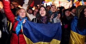 بث مباشر من احتجاجات "الميدان الأوروبي" في وسط العاصمة كييف