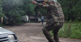 مقتل 10 أوكرانيين بينهم 7 جنود تم إستهدافهم بقذيفة