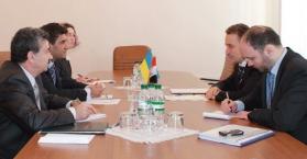 اتفاقيتان لتفعيل التعاون الاقتصادي والتجاري بين أوكرانيا والعراق