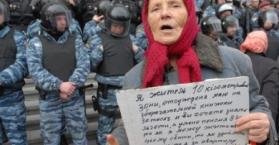 عمال إغاثة "تشرنوبل" يقتحمون مبنى البرلمان الأوكراني