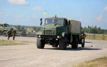 الجيش الأوكراني في 2015 ..ميزانية قياسية وارتفاع في التعداد إلى ربع مليون