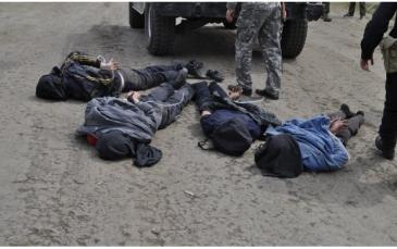 القوات الأوكرانية تأسر قوات موالية لروسيا  قامت باسقاط 3 مروحيات 