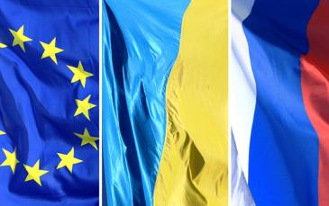 موسكو ترحب، وخيبة أمل في بروكسيل إزاء وقف مساعي الشراكة الأوكرانية الأوروبية