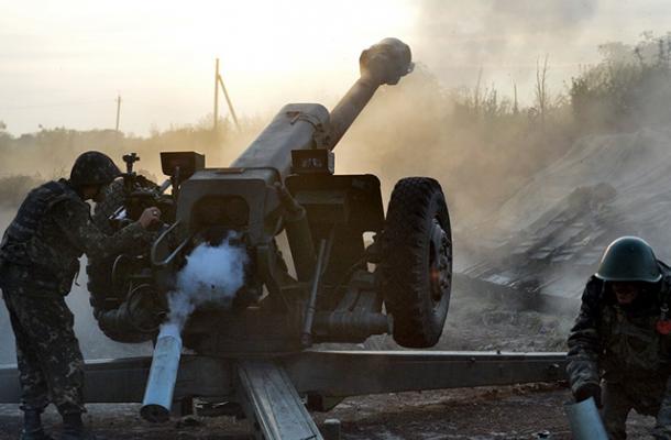 الانفصاليون يشنون أعنف قصف منذ ستة أشهر في شرق أوكرانيا